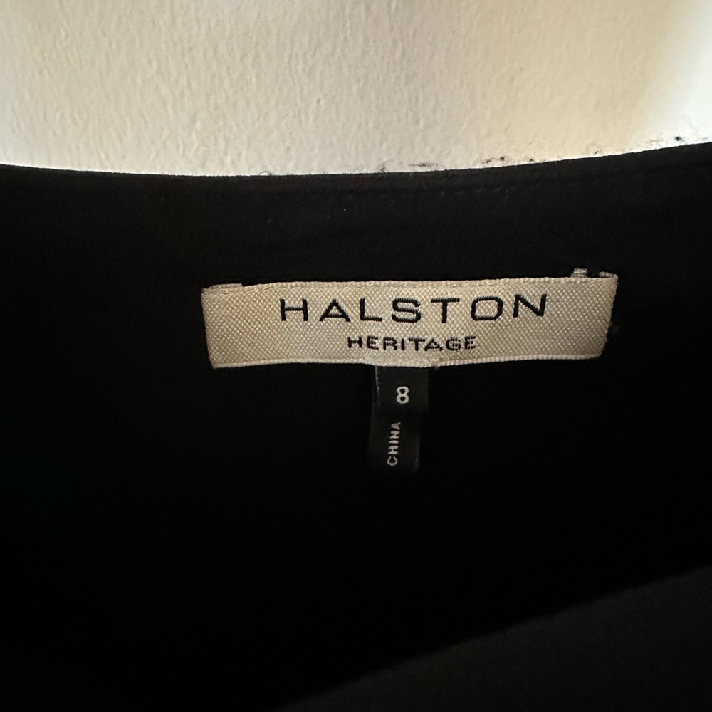 Halston Heritage Boatneck Gown with Tiered Skirt - Black/Vapor Size 8 Preowned - Picture 6 of 8